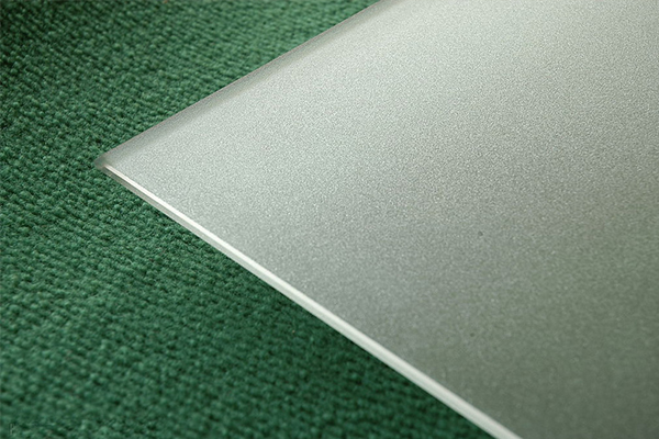 玻璃表面激光磨砂工藝解析 玻璃表面激光磨砂工藝解析