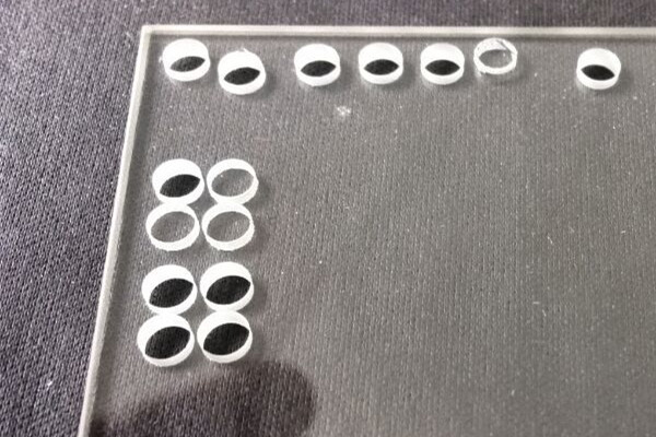 玻璃切割方法,玻璃切割機器 玻璃切割方法,玻璃切割機器