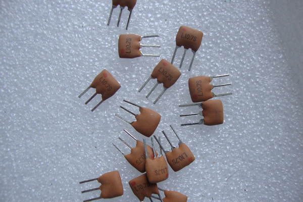 流水號激光打標(biāo)設(shè)備——流水號打碼機(jī)