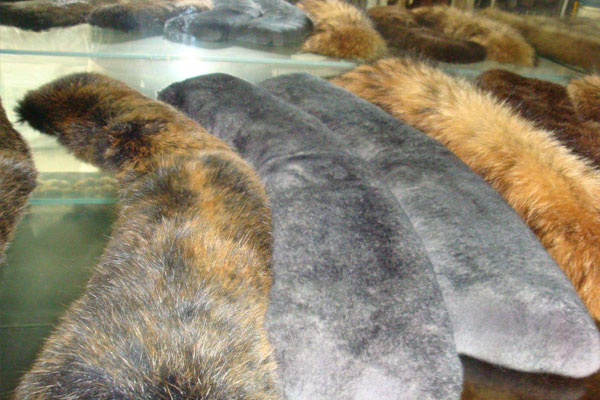 長毛布料毛絨布料裁剪設備—長毛激光切割機 長毛布料毛絨布料裁剪設備—長毛激光切割機