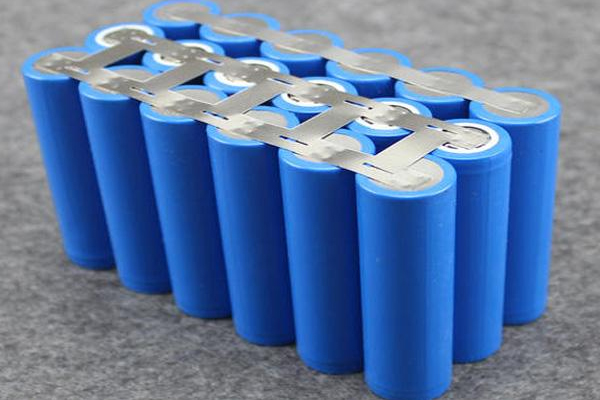 鋰電池極片(極耳)切割設(shè)備—金屬激光膜切機(jī) 鋰電池極片(極耳)切割設(shè)備—金屬激光膜切機(jī)